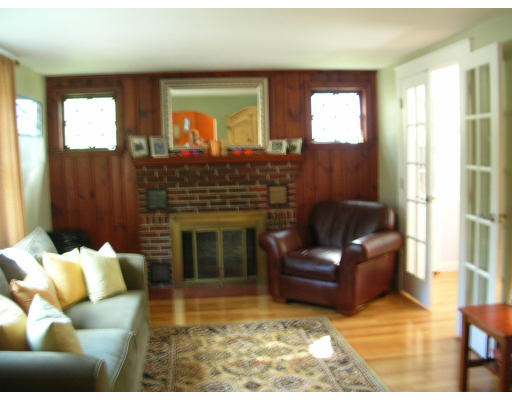 15 Winslow Road Sharon, MA 02067 - Photo 4 of 22 Gallery Image 4