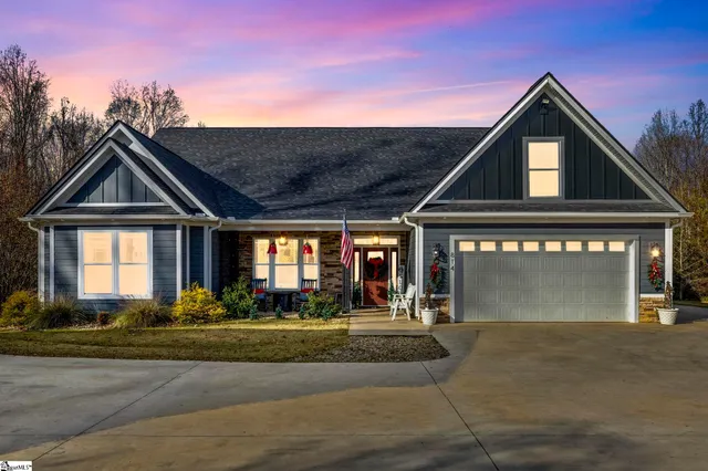 $839,900 | 814 Campobello-Gramling School Road, Campobello, SC 29322