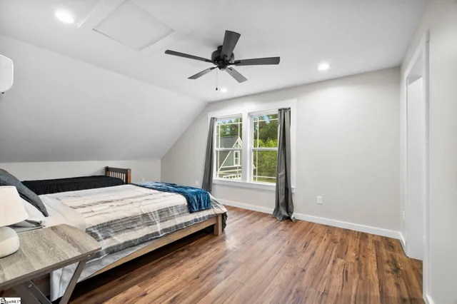 $824,900 | 814 Campobello-Gramling School Road, Campobello, SC 29322