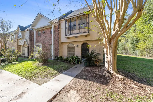 $112,000 | 1316 Dulles Drive, Unit H, Lafayette, LA 70506
