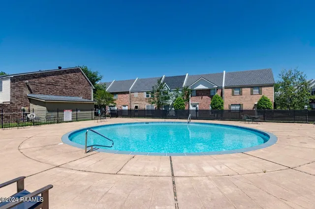 $112,000 | 1316 Dulles Drive, Unit H, Lafayette, LA 70506