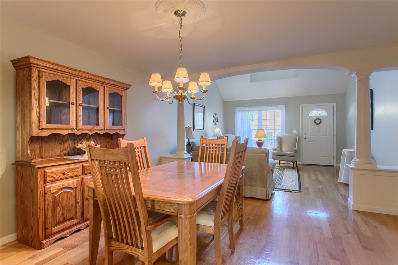 27 Pleasant Street, Unit 27 Windham, NH 03087 - Photo 16 of 39