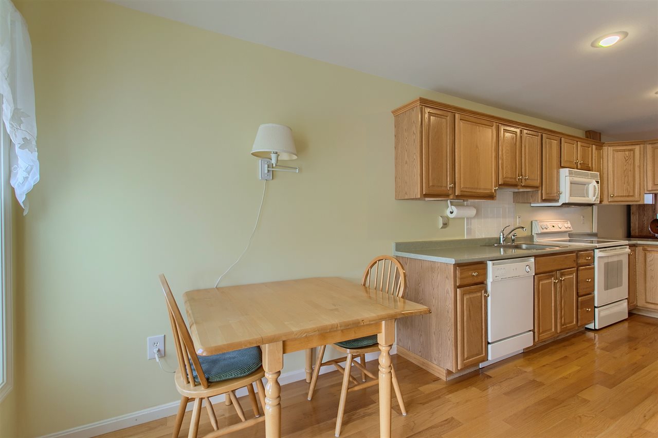 27 Pleasant Street, Unit 27 Windham, NH 03087 - Photo 21 of 39