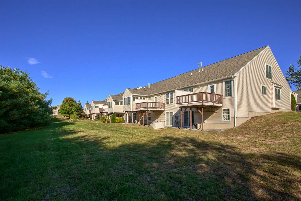 27 Pleasant Street, Unit 27 Windham, NH 03087 - Photo 36 of 39