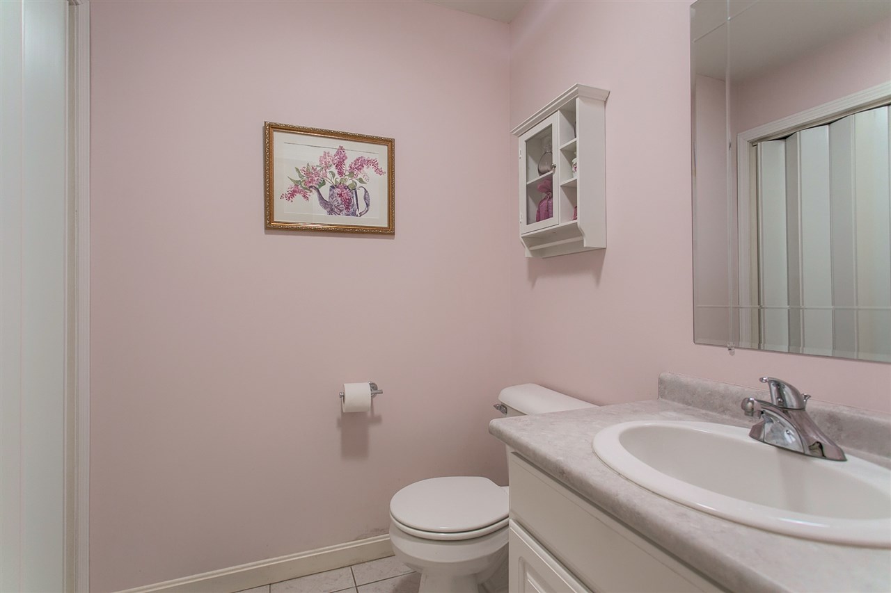 27 Pleasant Street, Unit 27 Windham, NH 03087 - Photo 10 of 39