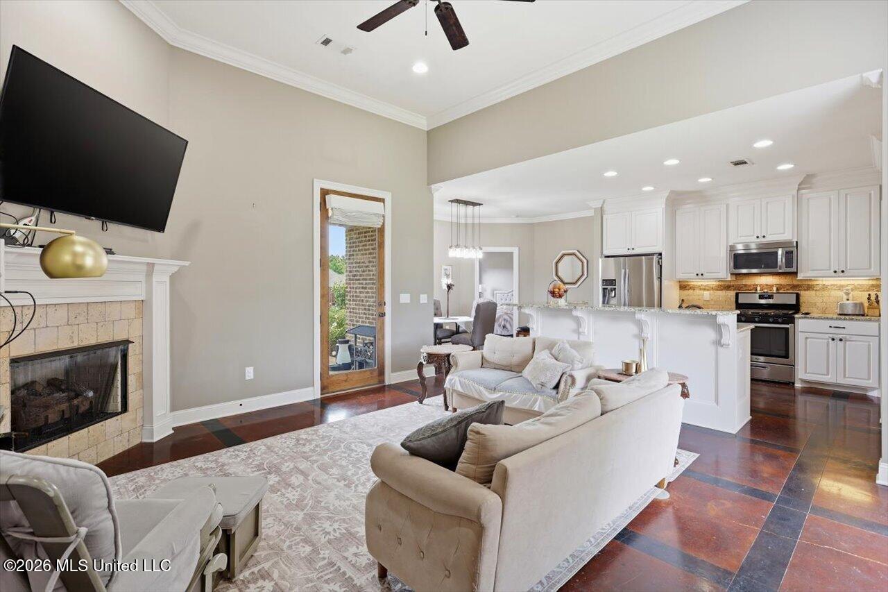 447 Greenfield Ridge Circle Brandon, MS 39042 - Photo 4 of 29 04-447 Greenfield Ridge Cir _ Hometoursm