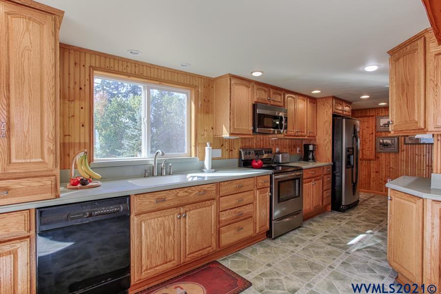 3225 Oak Knoll Road Northwest Salem, OR 97304 - Photo 7 of 36 Gallery Image 7