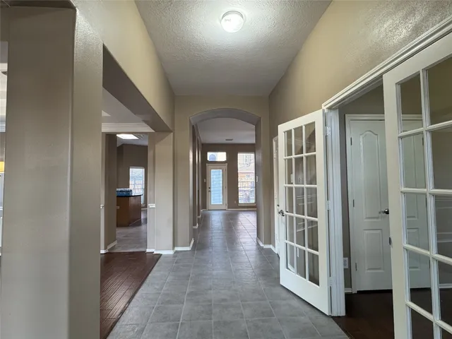 $2,200 | 9903 Edgewood Manor Court, Tomball, TX 77375