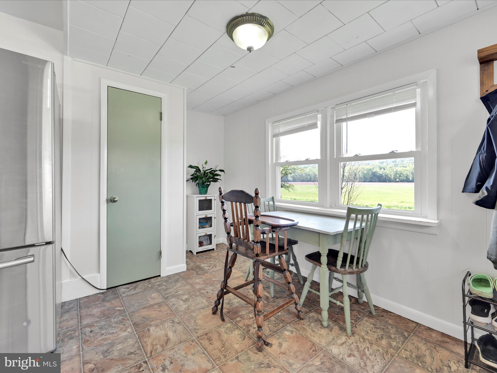 166 Rock Road Pine Grove, PA 17963 - Photo 11 of 24 dining