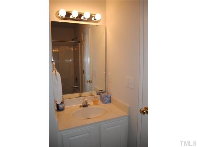 2503 Trout Stream Drive Raleigh, NC 27604 - Photo 10 of 10 Second Full Bathroom