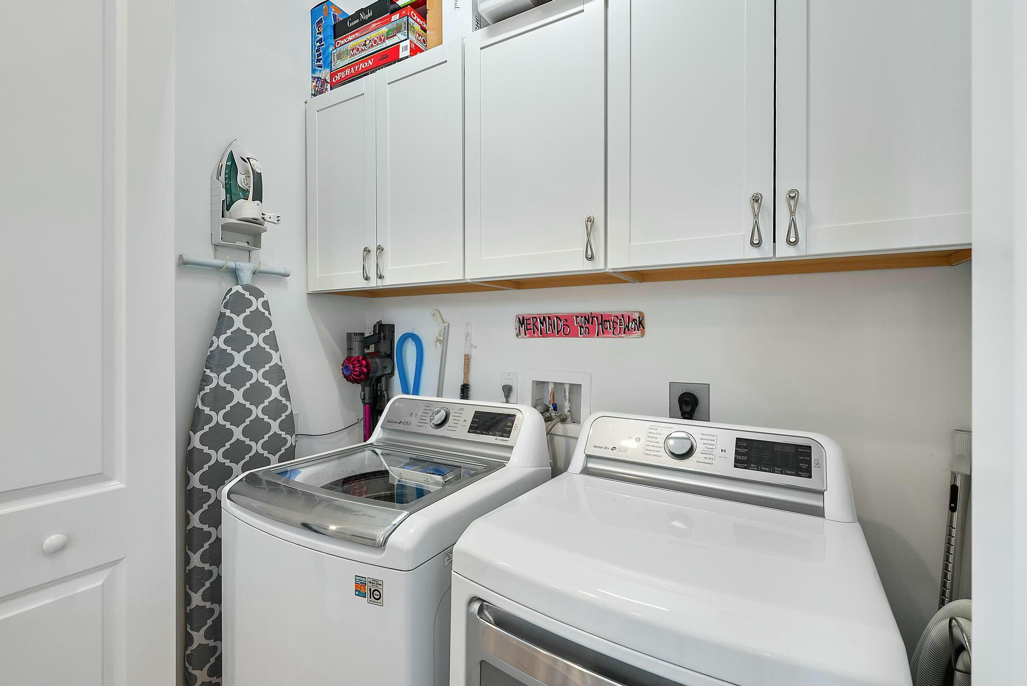 461 Ocean Ridge Way Juno Beach, FL 33408 - Photo 16 of 30 Laundry