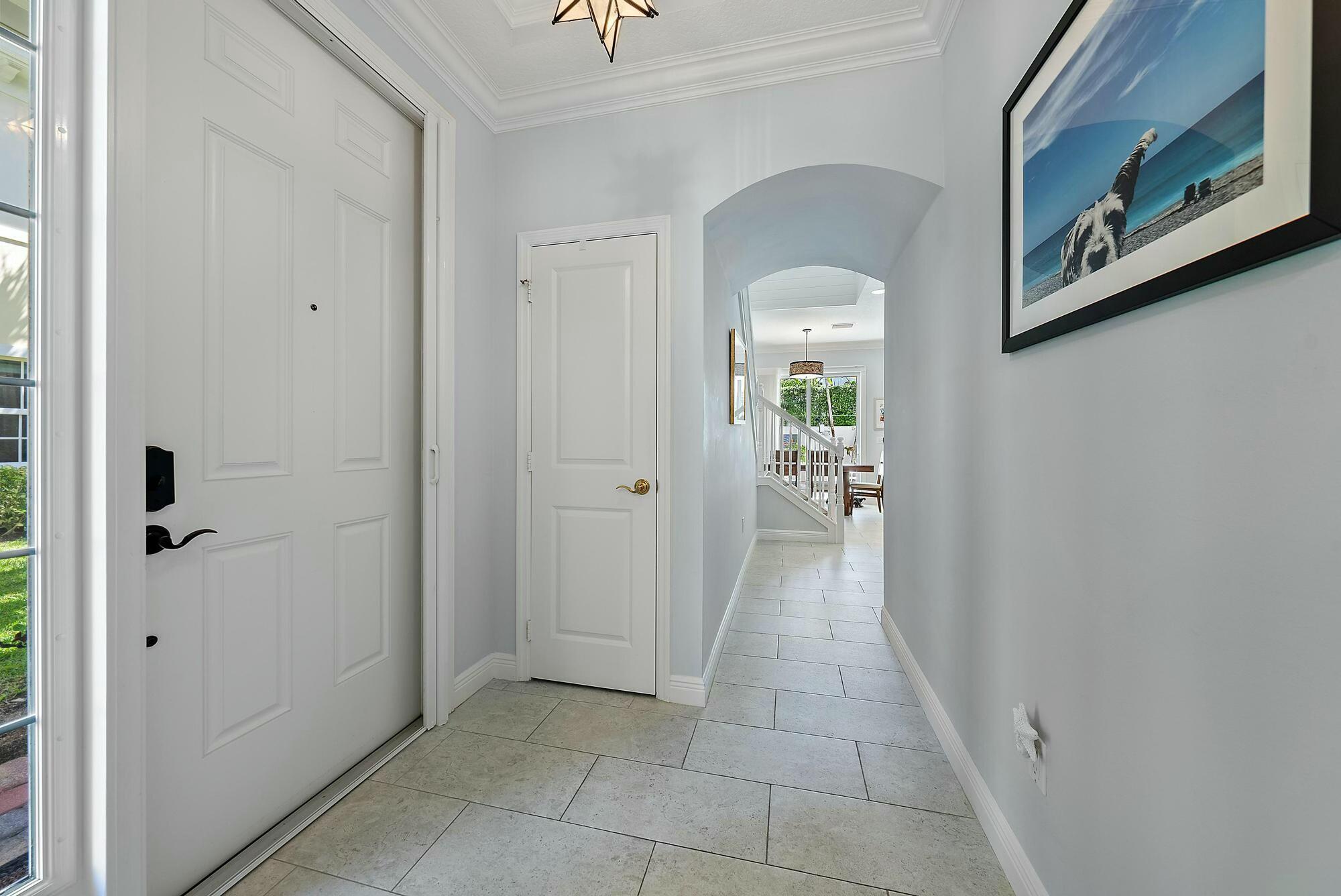 461 Ocean Ridge Way Juno Beach, FL 33408 - Photo 3 of 30 Entry
