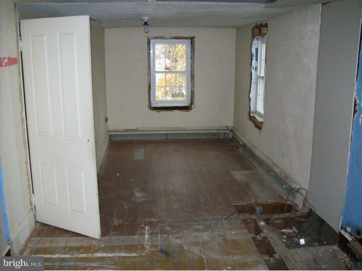 307 Church Road Norristown, PA 19403 - Photo 13 of 14 Gallery Image 13