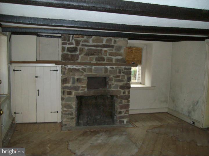 307 Church Road Norristown, PA 19403 - Photo 7 of 14 Gallery Image 7
