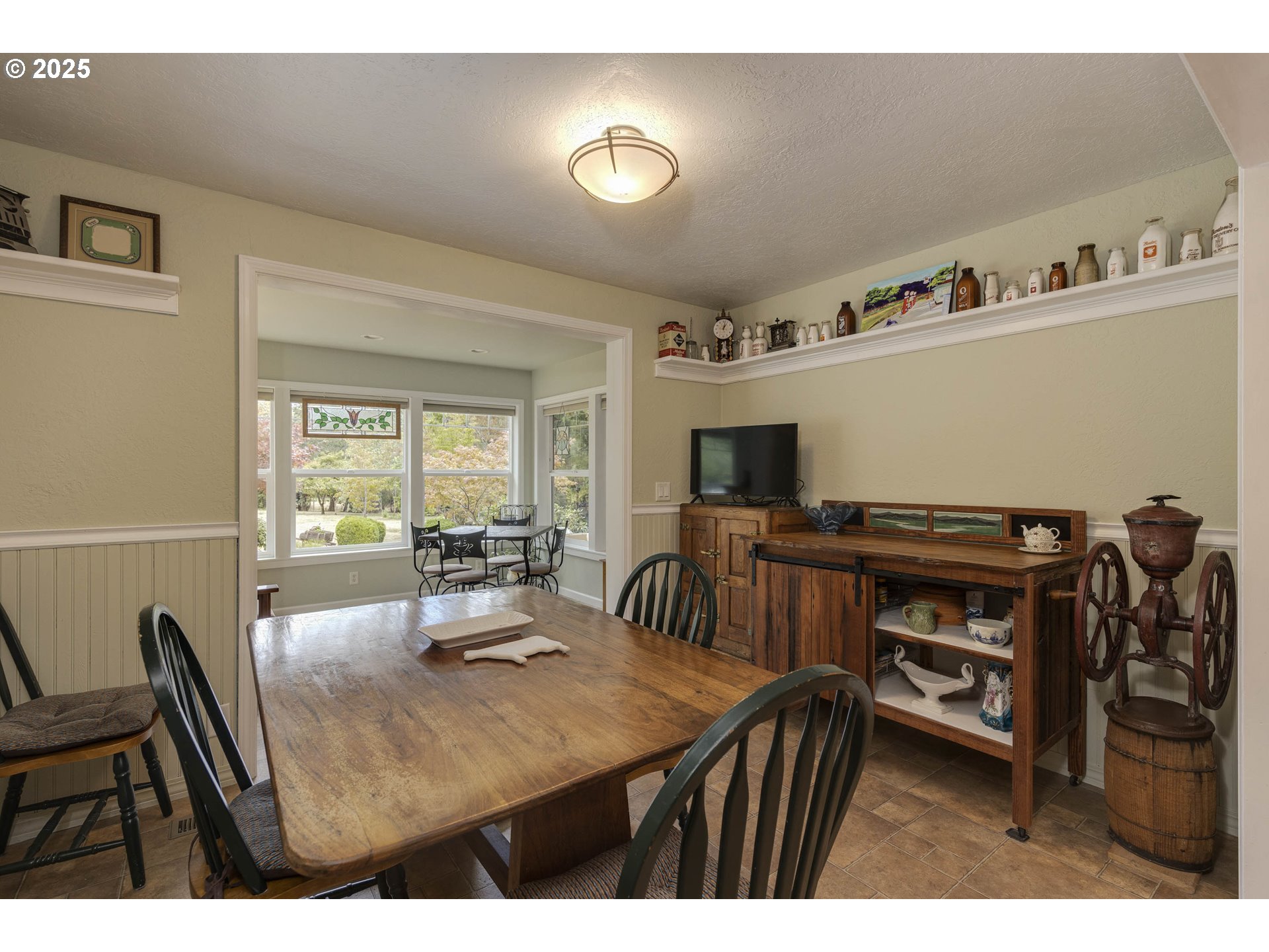 8205 Southwest Broadmead Road Amity, OR 97101 - Photo 13 of 30 a dining room with furniture and window