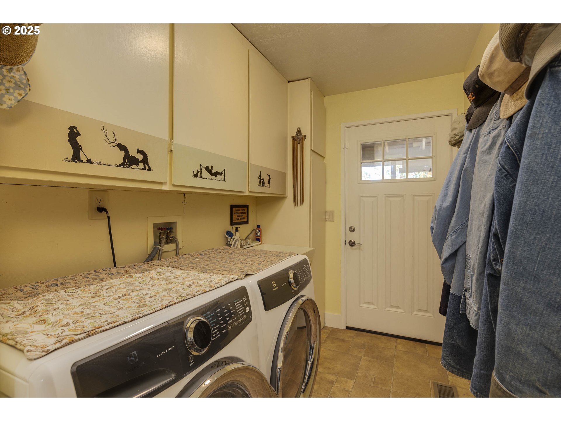 8205 Southwest Broadmead Road Amity, OR 97101 - Photo 18 of 30 a view of storage and utility room
