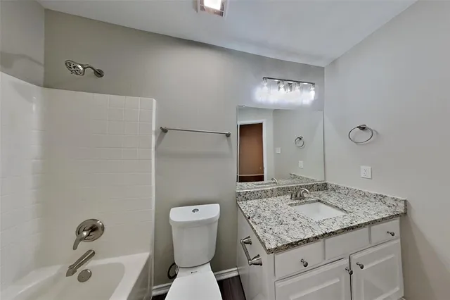 $2,425 | 4324 Highgate Road, Fort Worth, TX 76244