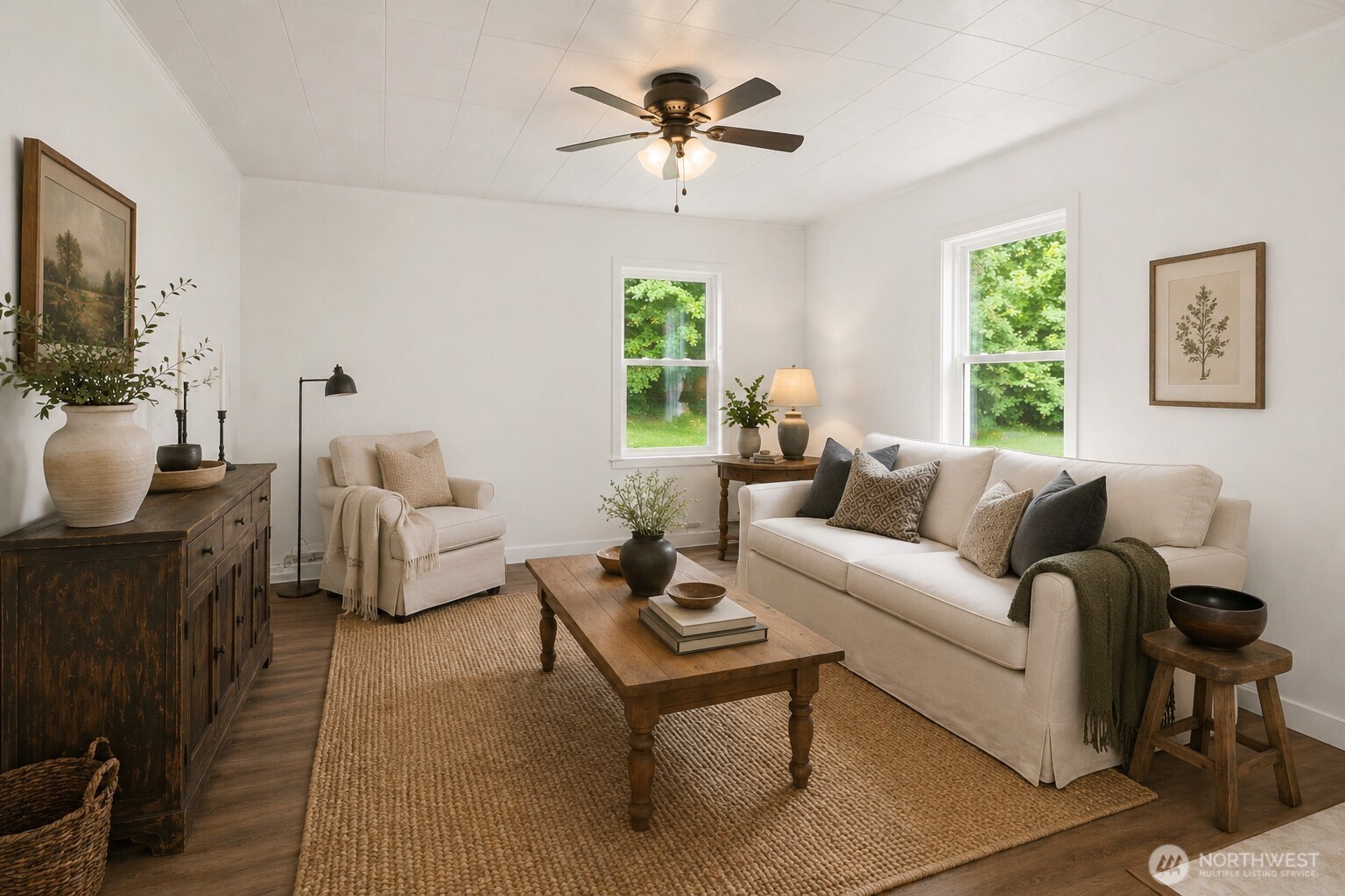 2222 Cooks Hill Road Centralia, WA 98531 - Photo 14 of 36 a living room with furniture and a large window