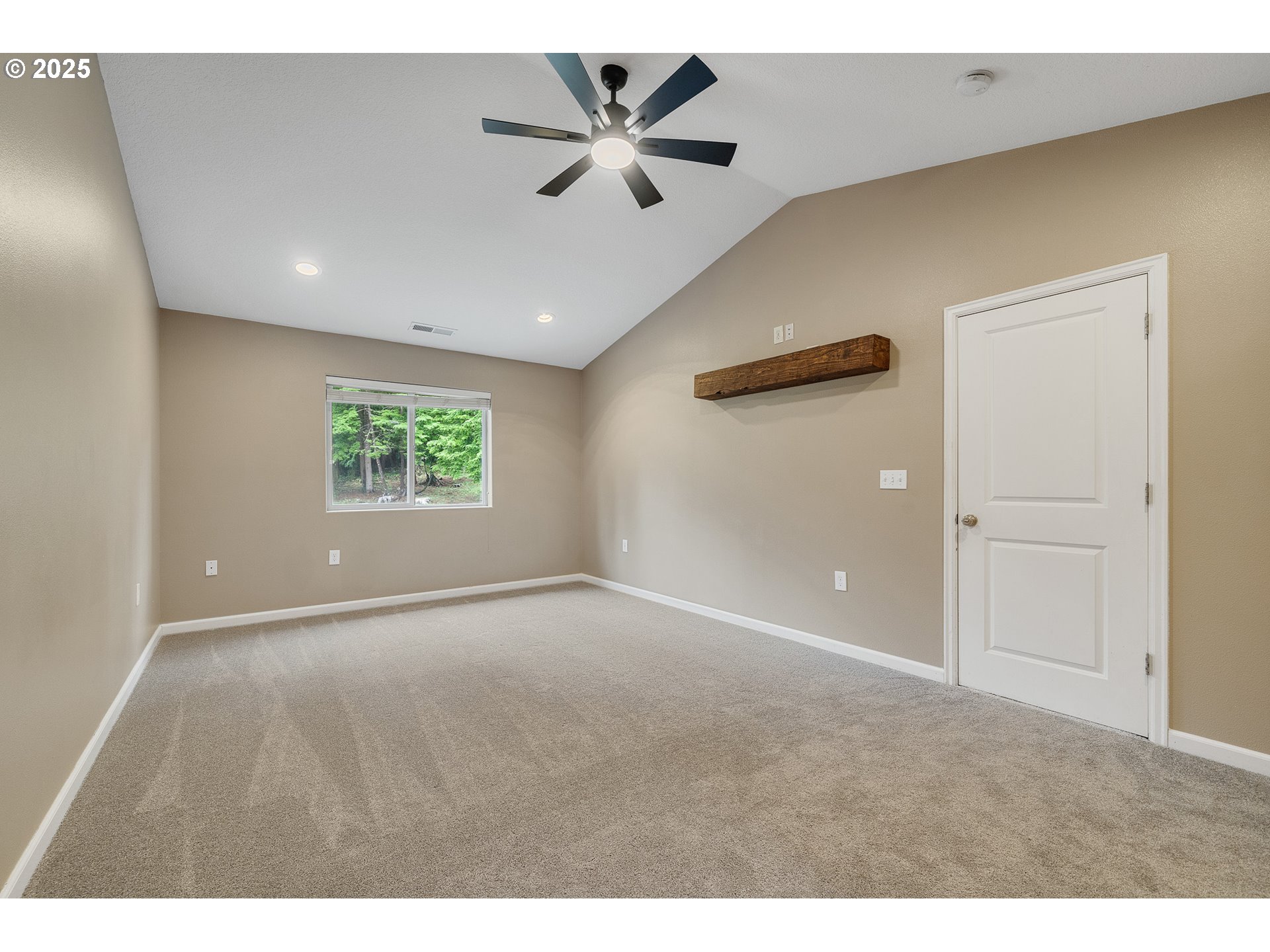 3355 Hubert Road Tillamook, OR 97141 - Photo 21 of 35 a view of an empty room