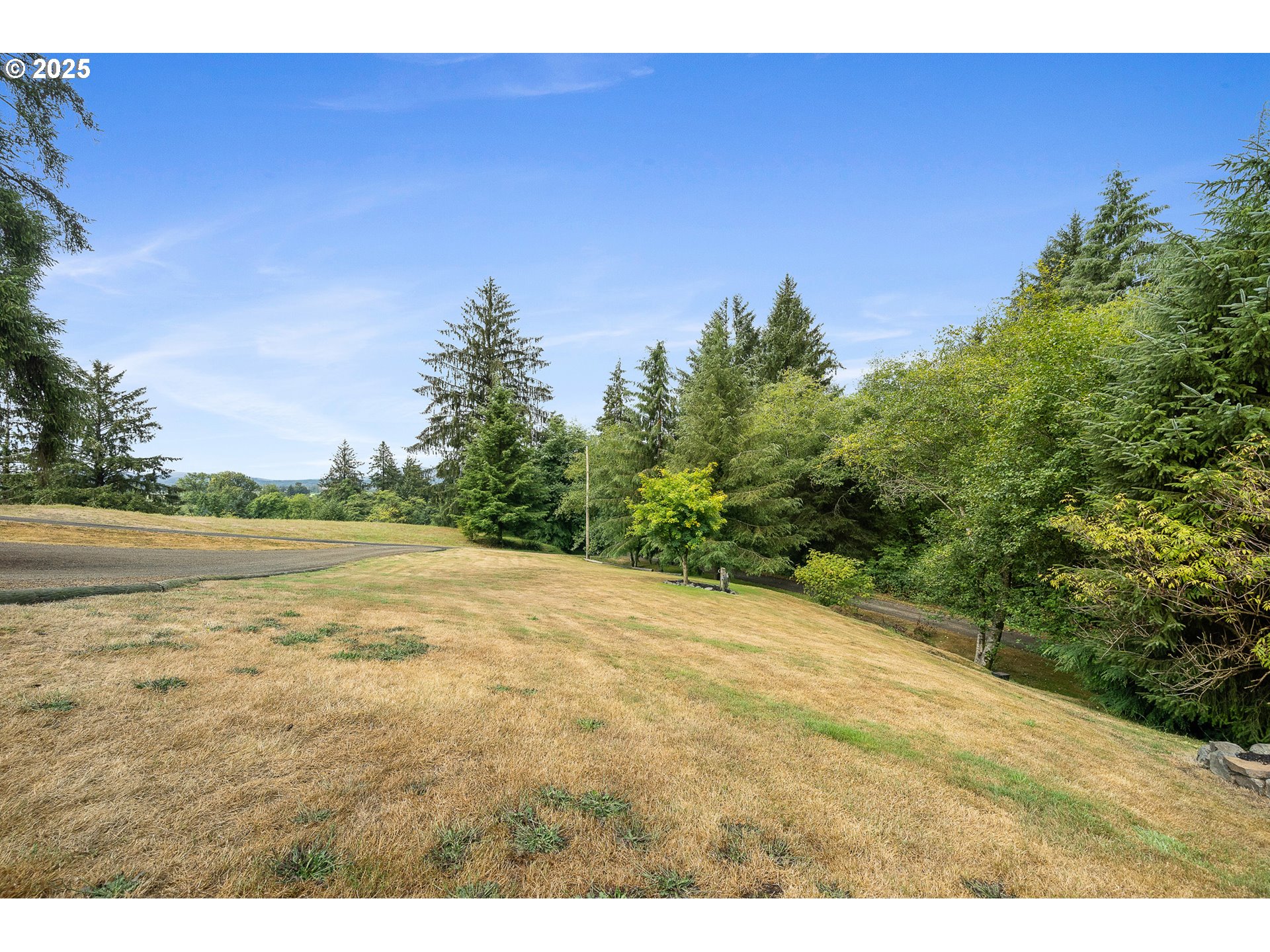 3355 Hubert Road Tillamook, OR 97141 - Photo 27 of 35 a view of an ocean and beach