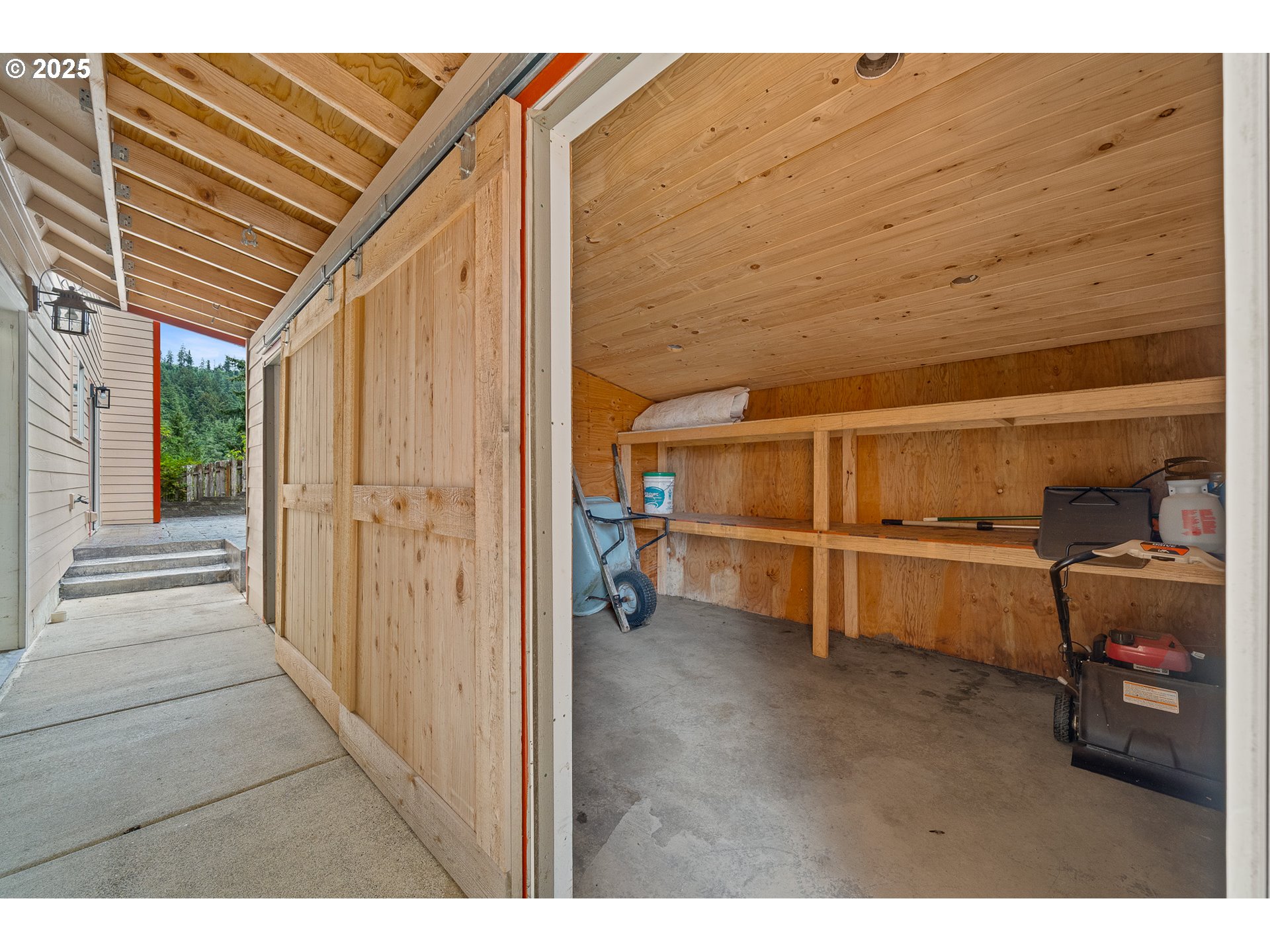 3355 Hubert Road Tillamook, OR 97141 - Photo 32 of 35