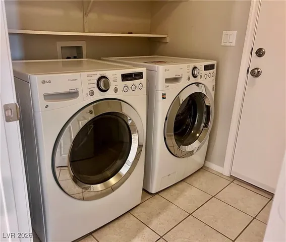 $2,400 | 4624 Reliant, North Las Vegas, NV 89031