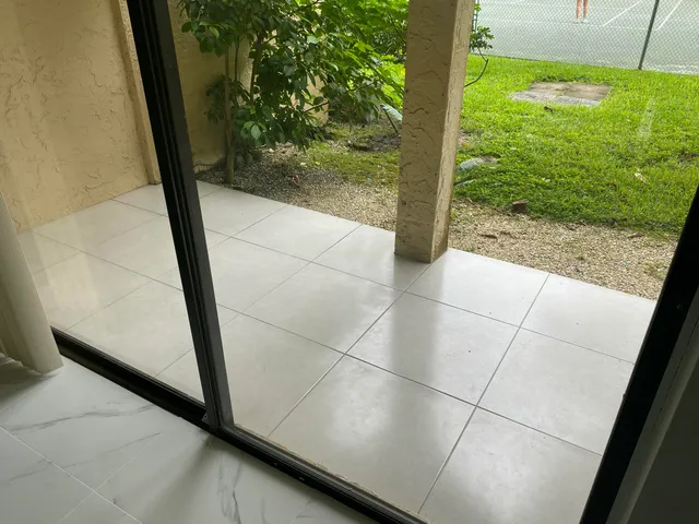 $249,900 | 2788 Tennis Club Drive, Unit 102, West Palm Beach, FL 33417