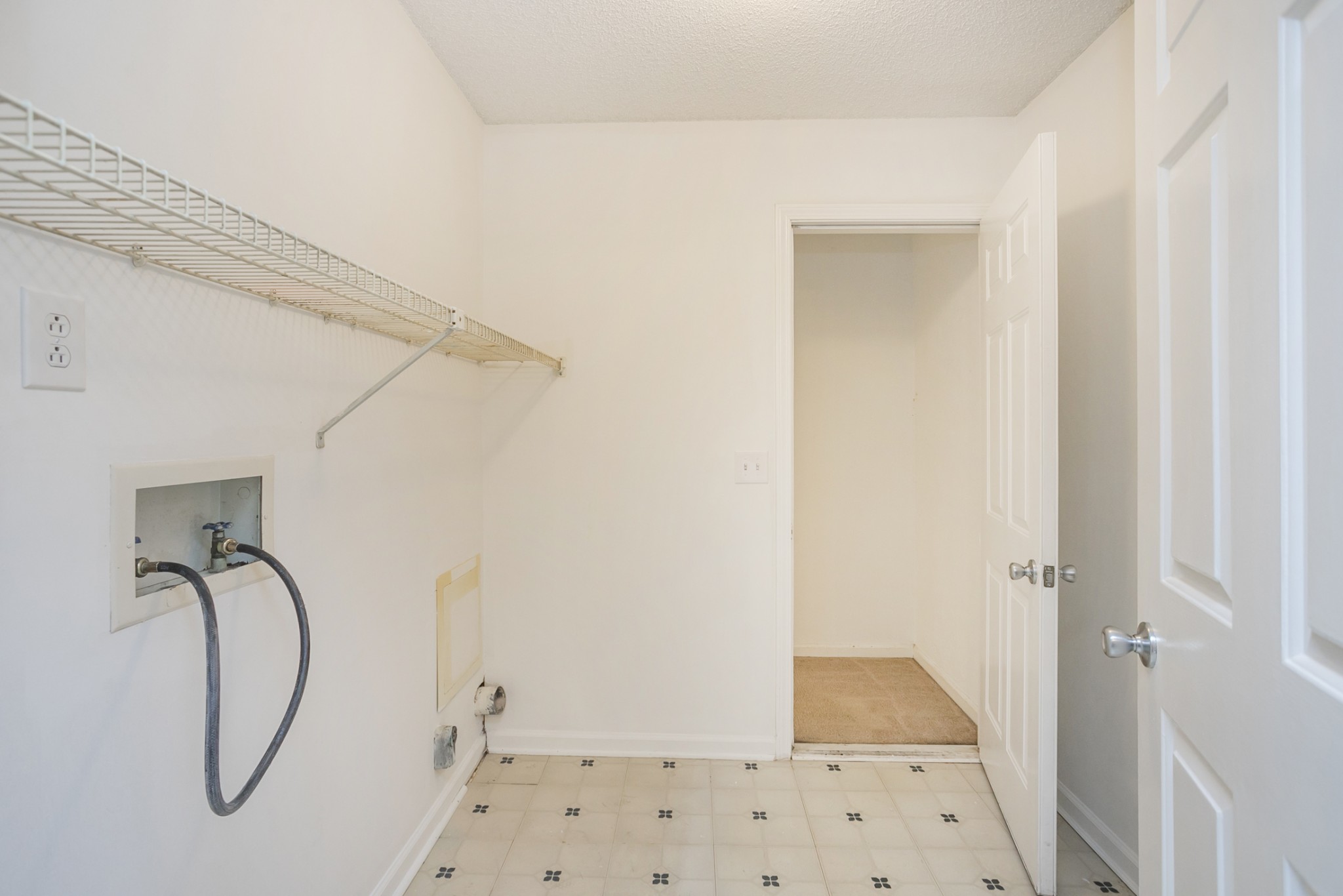 1609 Robards Way Hermitage, TN 37076 - Photo 16 of 43 a view of walk in closet