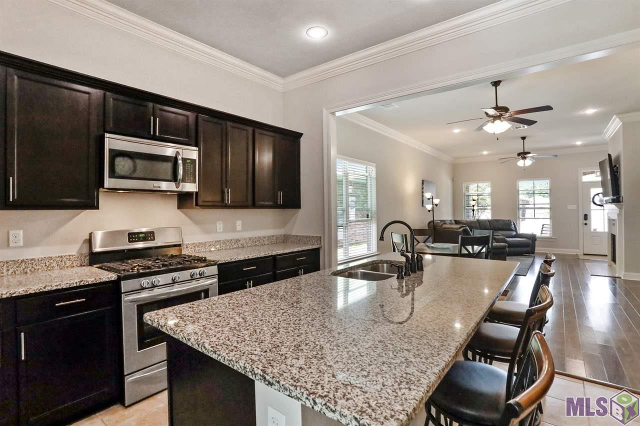 9044 Falling Oak Drive Baton Rouge, LA 70817 - Photo 9 of 29 Gallery Image 9