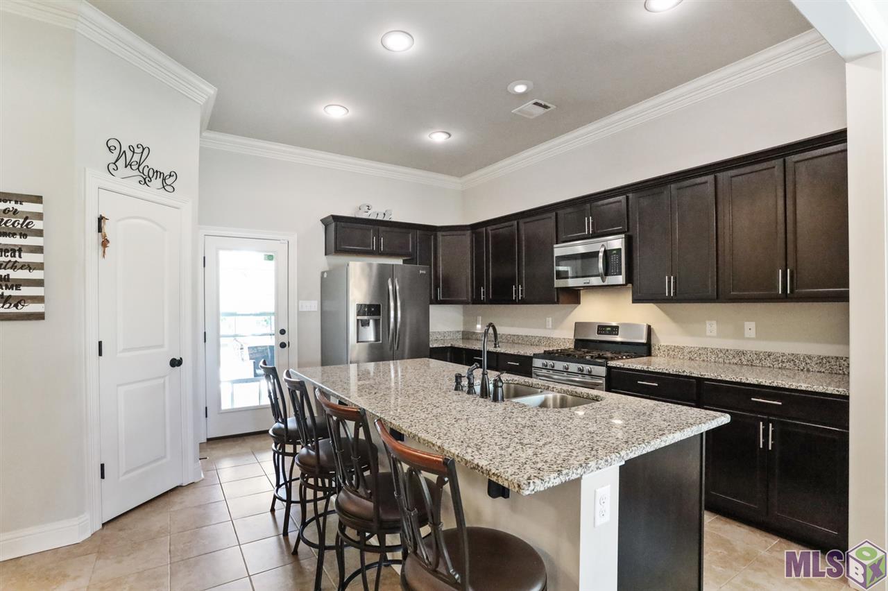 9044 Falling Oak Drive Baton Rouge, LA 70817 - Photo 10 of 29 Gallery Image 10