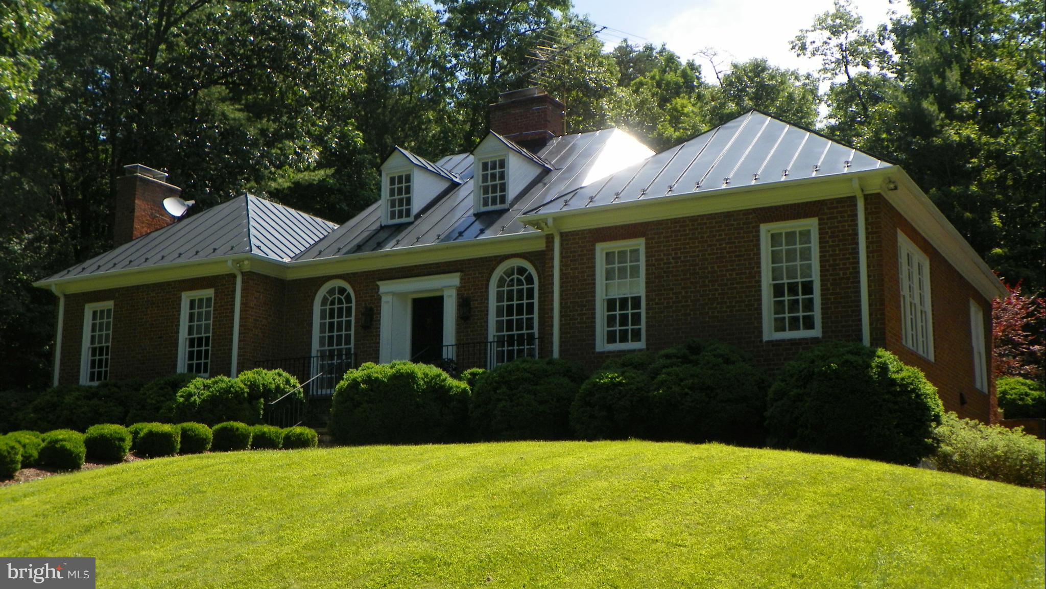 6387 Swains Road Marshall, VA 20115 - Photo 1 of 30 Exterior (Front)