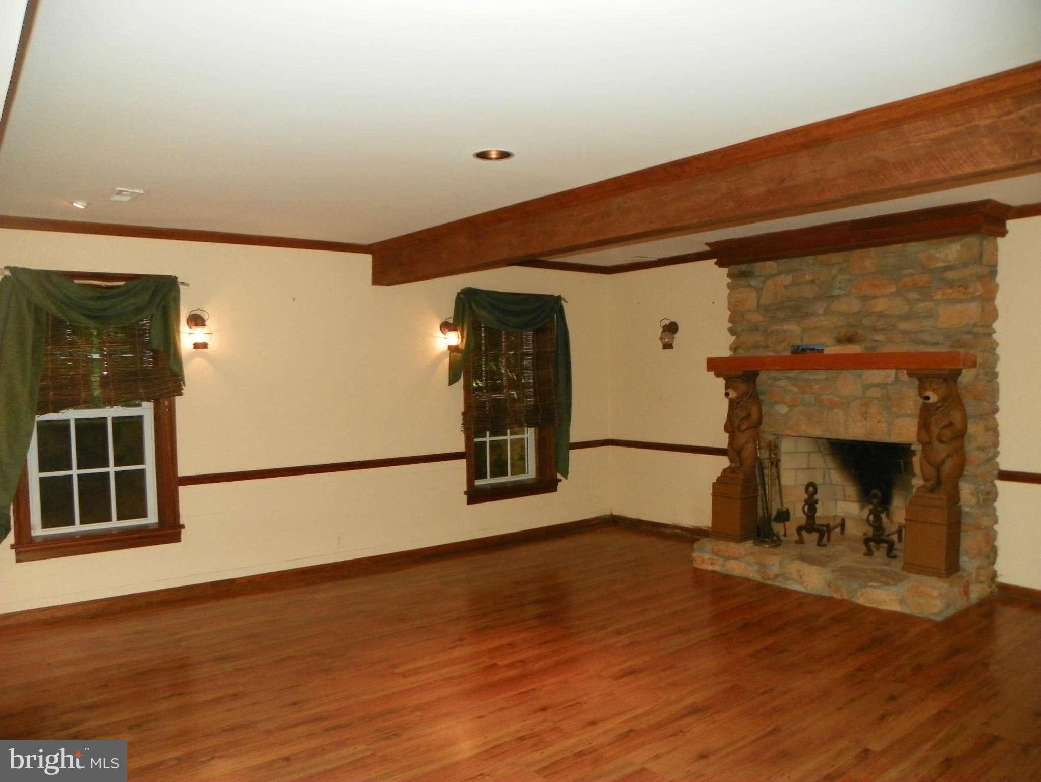 6387 Swains Road Marshall, VA 20115 - Photo 12 of 30 Interior (General)