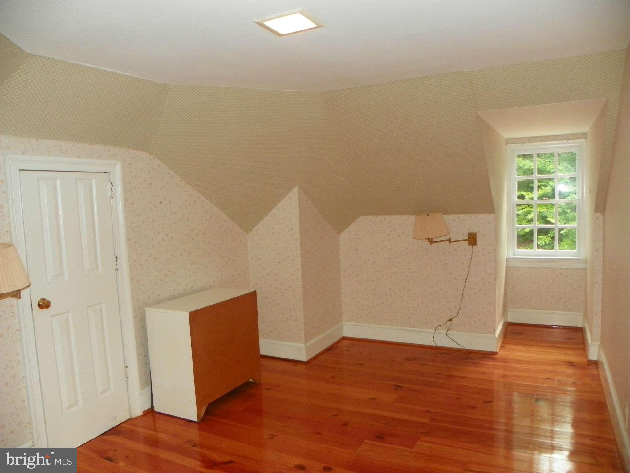 6387 Swains Road Marshall, VA 20115 - Photo 20 of 30 Bedroom