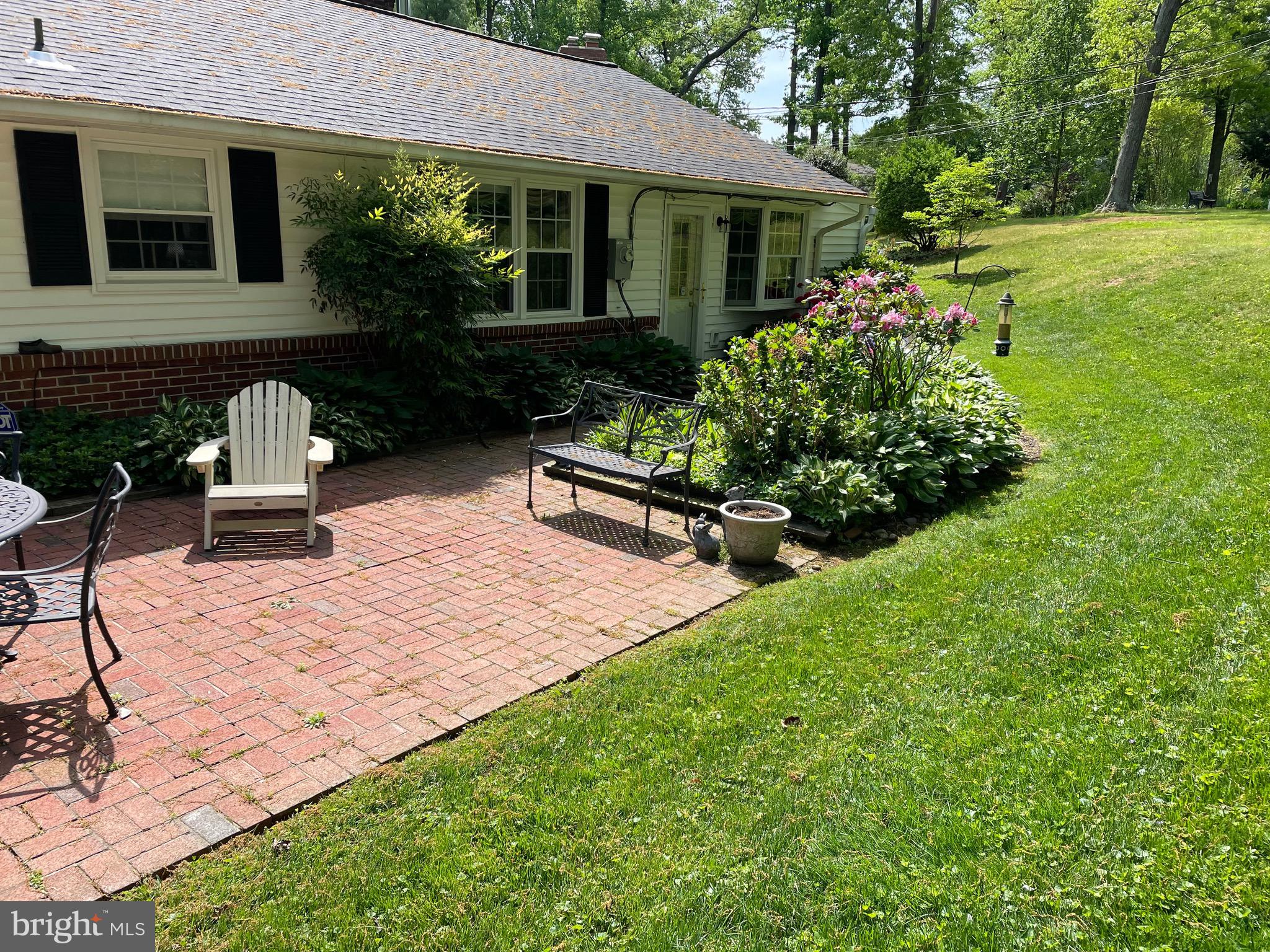 200 Purlington Road Lutherville-Timonium, MD 21093 - Photo 47 of 50 a front view of a house with garden
