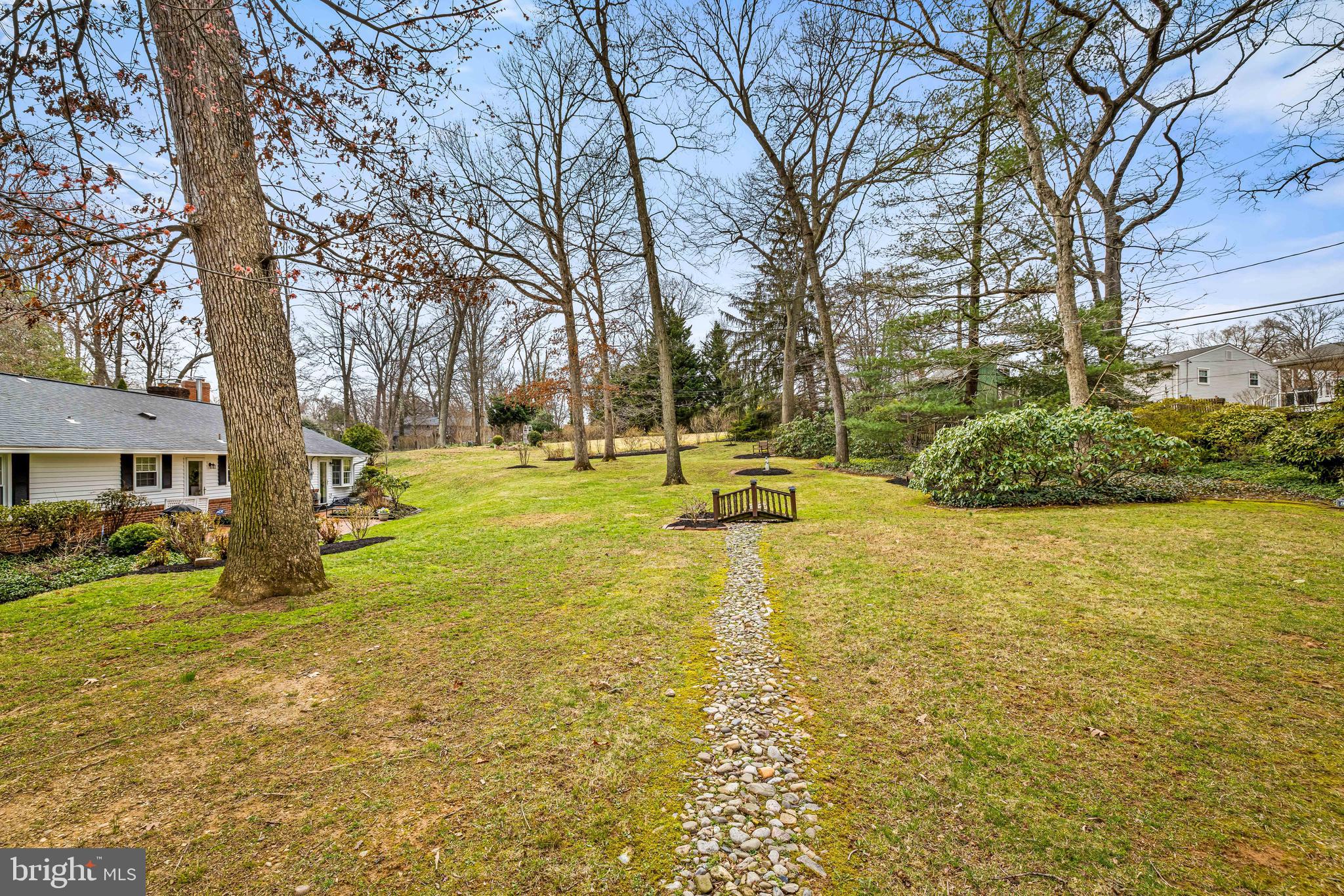200 Purlington Road Lutherville-Timonium, MD 21093 - Photo 5 of 50 a view of a yard with a tree