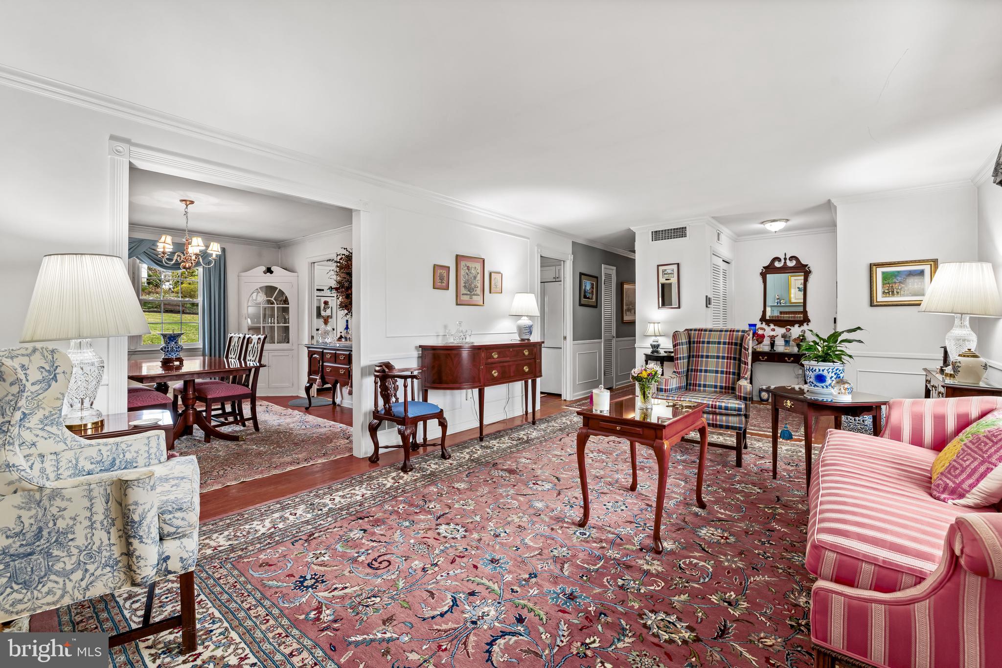 200 Purlington Road Lutherville-Timonium, MD 21093 - Photo 10 of 50 a living room with furniture and wooden floor