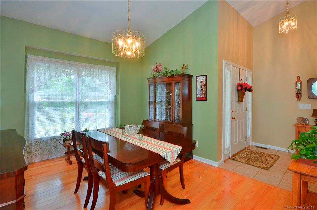 3105 Cove Loop Road, Unit 2` Hendersonville, NC 28739 - Photo 5 of 24 Gallery Image 5