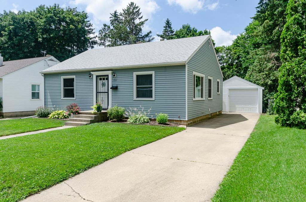1531 7th Avenue Northeast Rochester, MN 55906 - Photo 1 of 1 Gallery Image 1