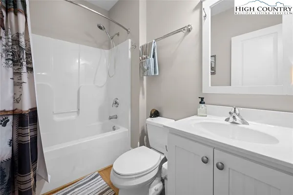 $1,399,900 | 660 Ridge Haven Parkway, Unit 660, Banner Elk, NC 28604