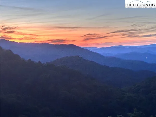 $1,399,900 | 660 Ridge Haven Parkway, Unit 660, Banner Elk, NC 28604