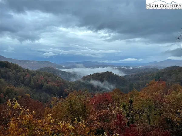 $1,399,900 | 660 Ridge Haven Parkway, Unit 660, Banner Elk, NC 28604