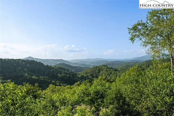 $1,399,900 | 660 Ridge Haven Parkway, Unit 660, Banner Elk, NC 28604