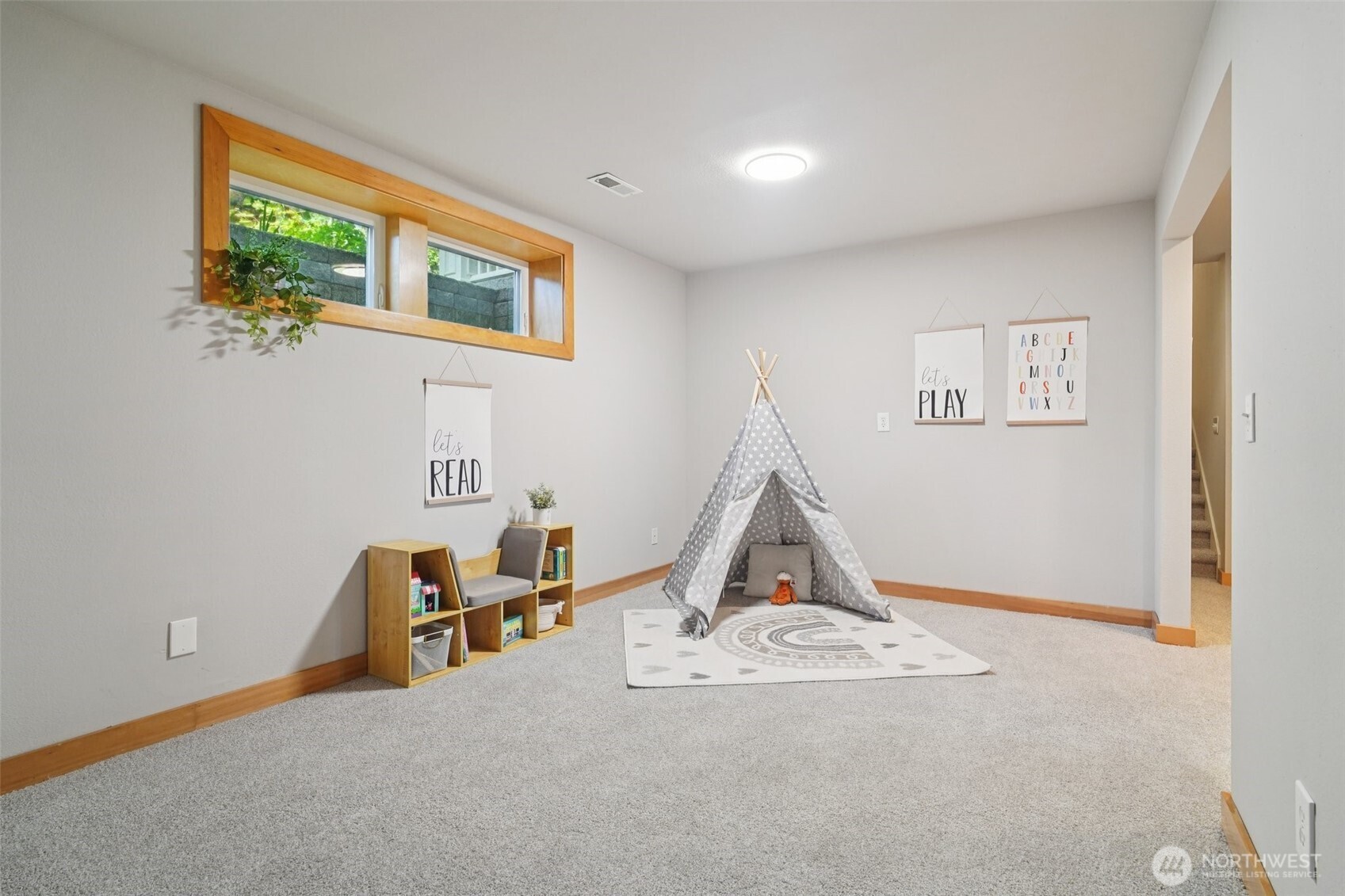 23623 20th Avenue West Bothell, WA 98021 - Photo 25 of 40 a view of a livingroom with furniture and staircase