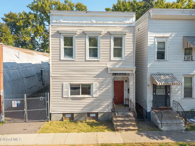 $225,000 | 627 3rd Street, Albany, NY 12206