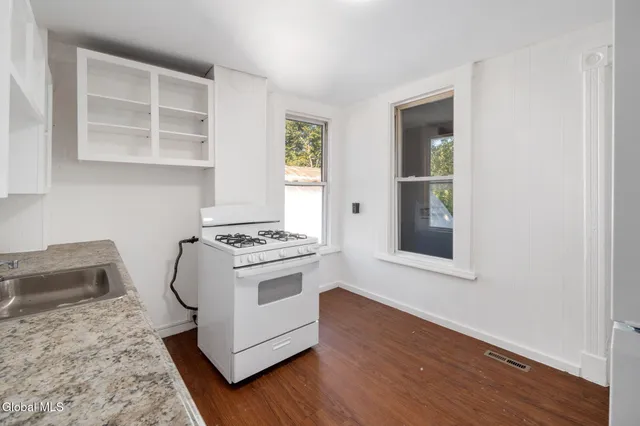 $225,000 | 627 3rd Street, Albany, NY 12206