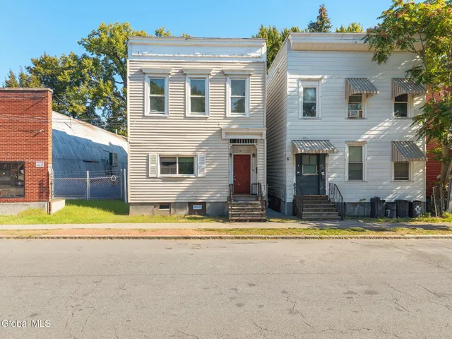 $225,000 | 627 3rd Street, Albany, NY 12206