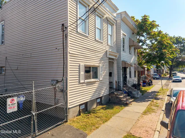 $225,000 | 627 3rd Street, Albany, NY 12206