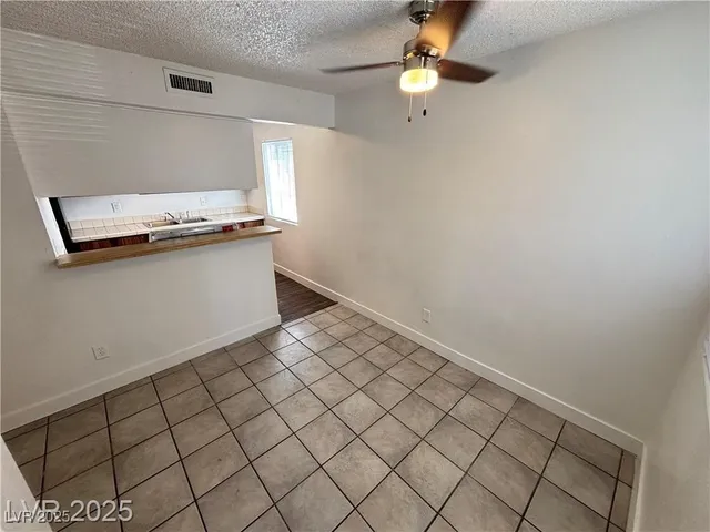 $995 | 2036 Crawford Street, Unit A, North Las Vegas, NV 89030