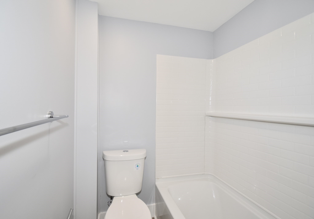 30 Day Street, Unit 2 West Springfield, MA 01089 - Photo 14 of 19