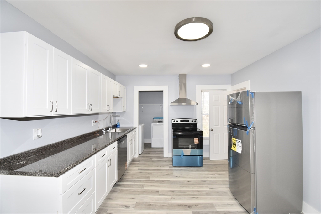 30 Day Street, Unit 2 West Springfield, MA 01089 - Photo 2 of 19